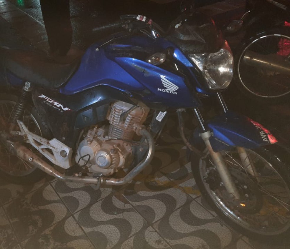 Acidente entre moto e caminhão de lixo deixa um morto no oeste da Bahia — Foto: Divulgação/Sutrans