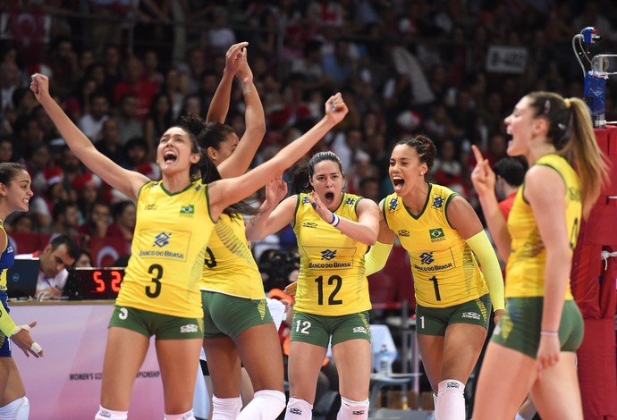 Na casa das rivais, meninas do Brasil batem Turquia e levam Mundial sub-23