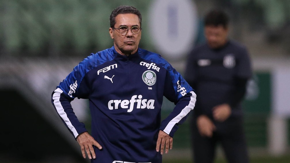Vanderlei Luxemburgo, técnico do Palmeiras, na semifinal contra a Ponte Preta — Foto: Cesar Greco/Ag. Palmeiras