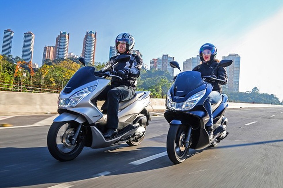 Honda Pcx 150 Ganha Novas Opcoes De Cores Para A Linha 18 Motos Autoesporte