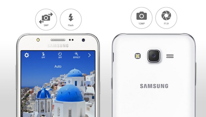 Galaxy J7 traz flash LED nas câmeras frontal e traseira (Foto: Divulgação/Samsung)