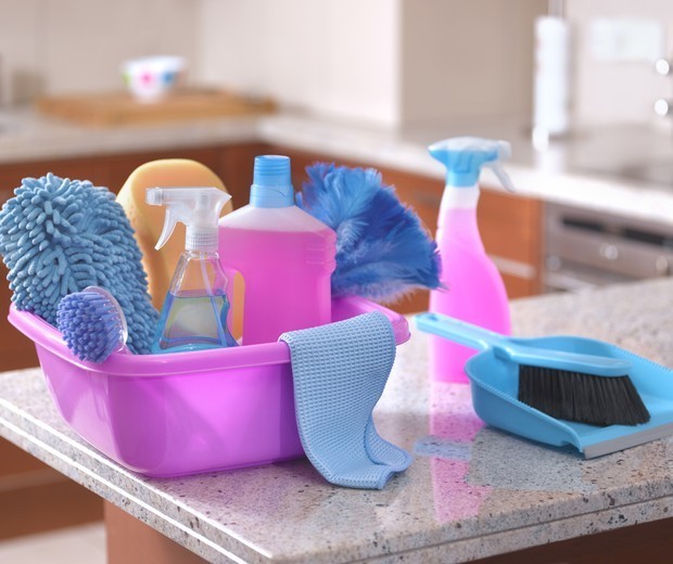 5 hábitos que devem ser evitados durante a limpeza da casa (Foto: Getty Images)