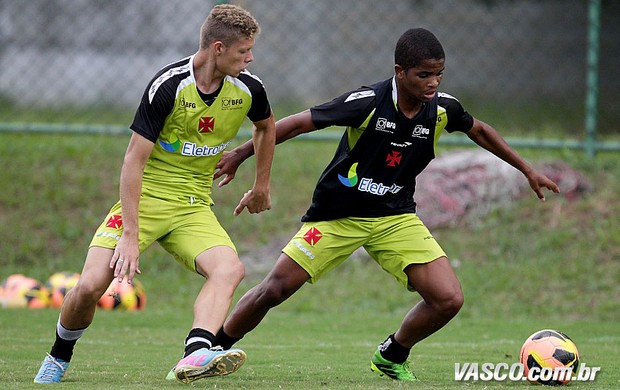 marlone lorran vasco treino (Foto: Marcelo Sadio / Vasco.com.br)