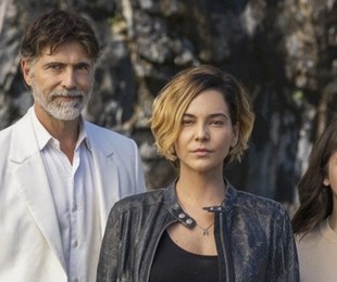 Reynaldo Gianecchini, Tainá Müller e Klara Castanho em 'Bom dia, Verônica' | Netflix