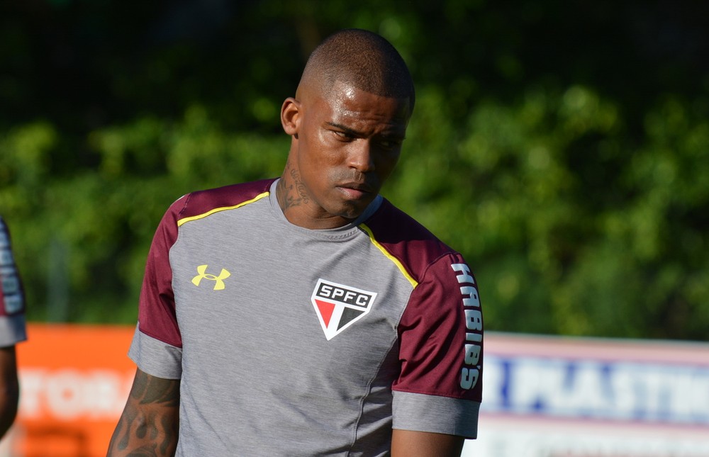Maicosuel e Thiago Mendes são dúvidas contra o Sport