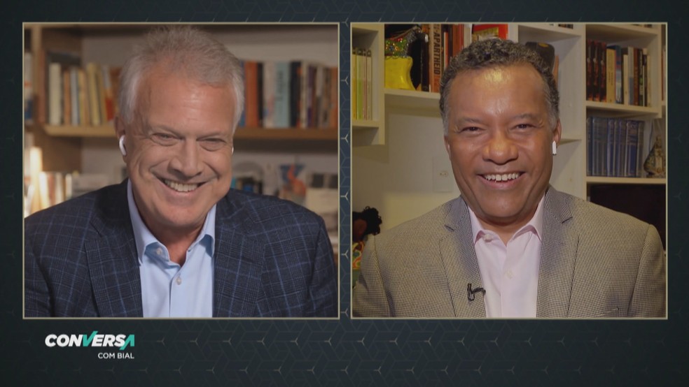 Pedro Bial conversam com Heraldo Pereira sobre momentos marcantes de sua carreira do jornalista — Foto: Globo