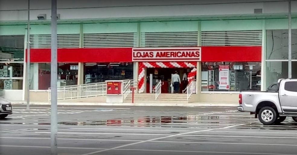 Bandidos invadem loja, rendem funcionários e levam celulares na Grande Natal. — Foto: Google Maps