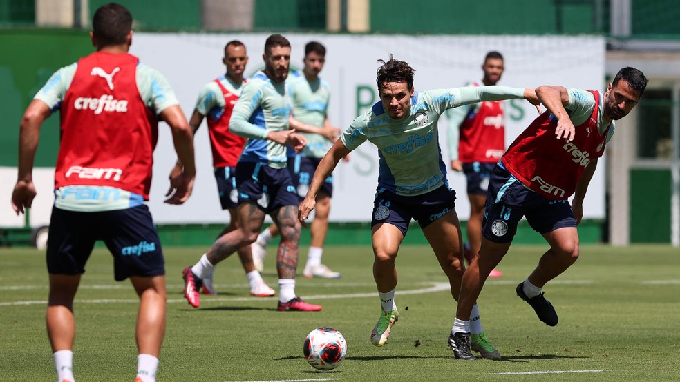 Escalação: Palmeiras tem dia de longo trabalho tático na Academia antes da semifinal