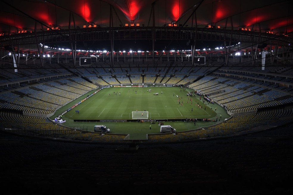 MaracanÃ£ de portÃµes fechados em 2018 â€” Foto: AndrÃ© DurÃ£o