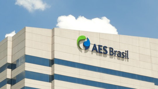 AES Brasil reverte prejuízo e tem lucro de R$ 102,6 milhões no 3º trimestre