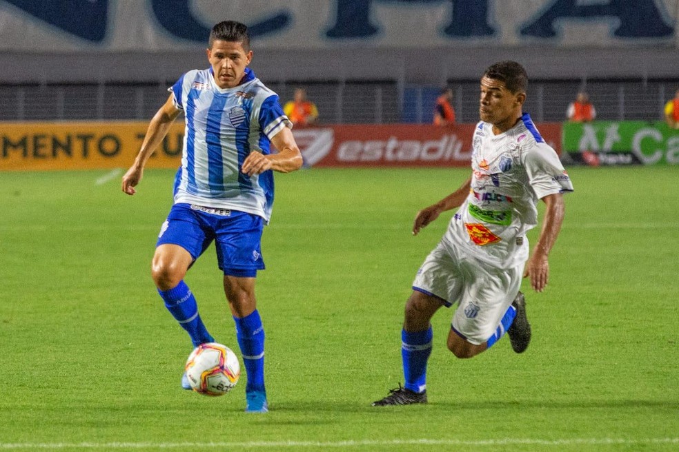 Diego Renan chegou ao CSA no início da temporada 2020 — Foto: Francisco Cedrim/RCortez/CSA