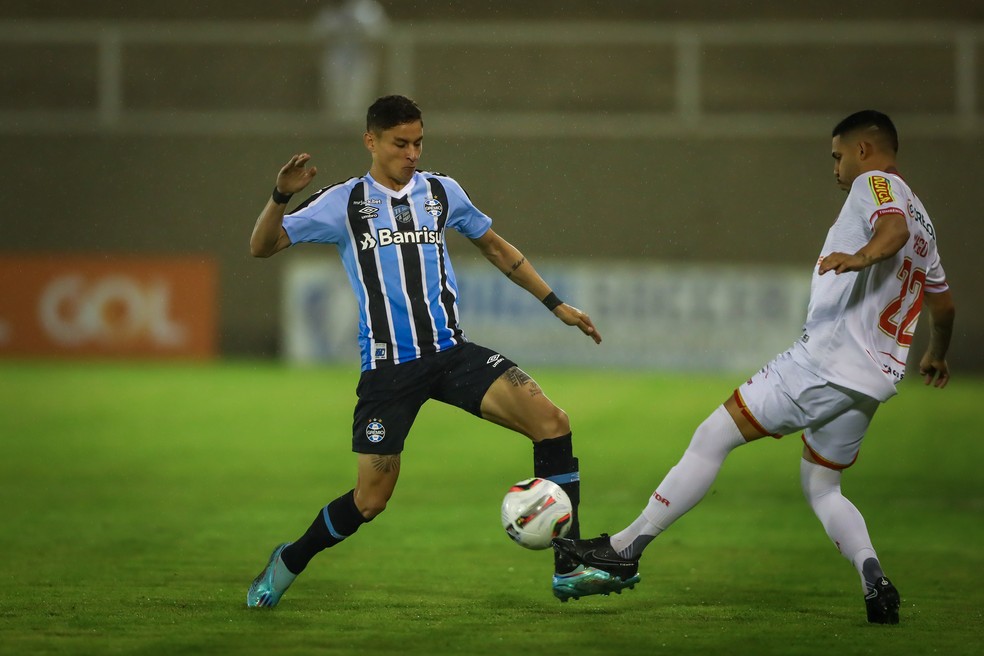 Grêmio encerra campanha fora de casa na Série B com 3 vitórias em 19 jogos e 35 de aproveitamento