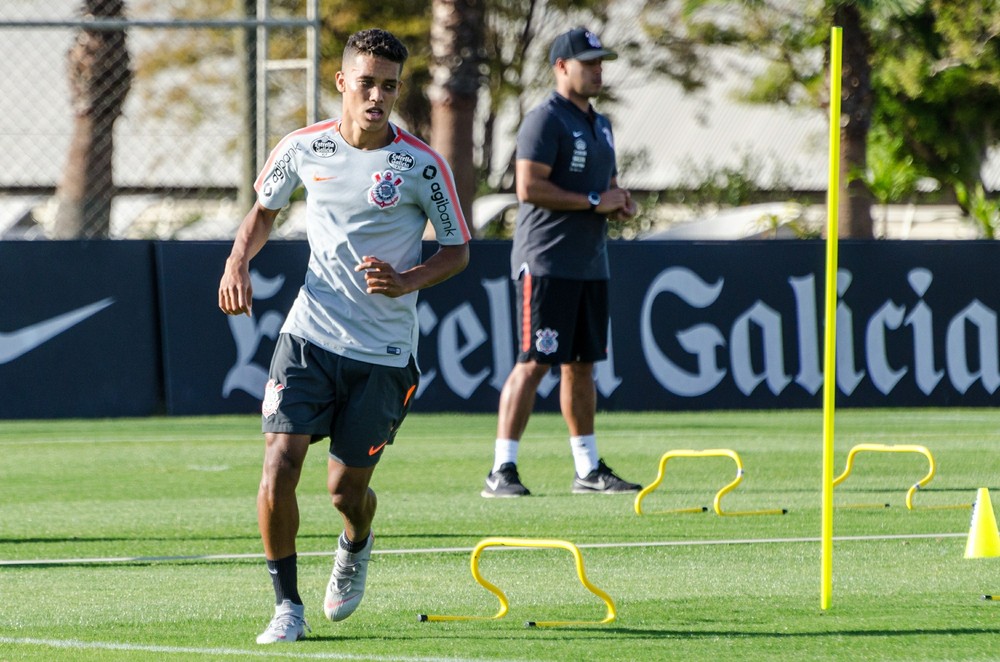 Pedrinho deve enfrentar o Atlético-MG 