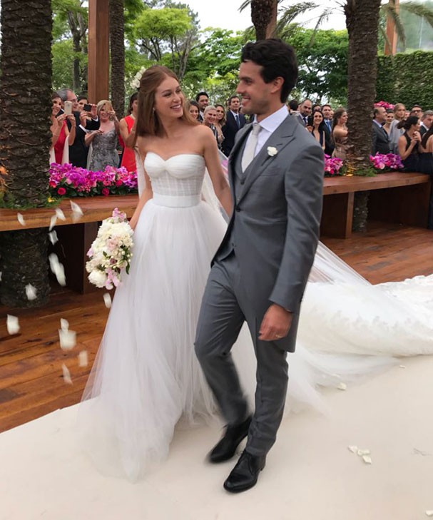 Marina Ruy Barbosa e Xandy Negrão se casam em Campinas (Foto: Glamour) Marina Ruy Barbosa e Xandy Negrão se casam em Campinas (Foto: Glamour)