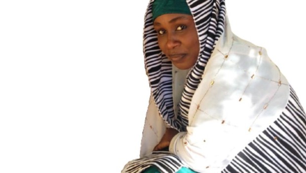 Aisha Yerima, sequestrada aos 21 anos, conta como viveu com militantes na Nigéria (Foto: A T Nwaubani)