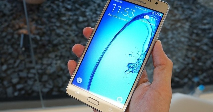 Vai comprar um Samsung Galaxy On7? Veja se preÃ§o 'em conta' Ã© justo