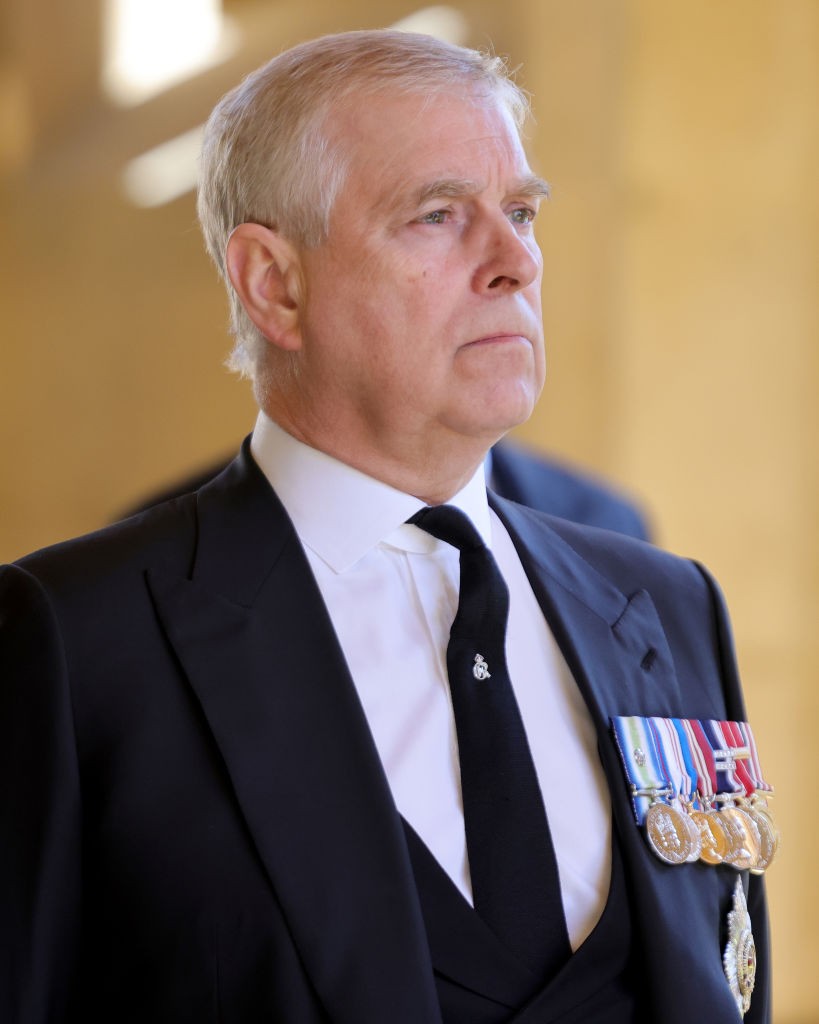 WINDSOR, ENGLAND - APRIL 17: Prince Andrew, Duke of York during the funeral of Prince Philip, Duke of Edinburgh at Windsor Castle on April 17, 2021 in Windsor, England. Prince Philip of Greece and Denmark was born 10 June 1921, in Greece. He served in the (Foto: WPA Pool/Getty Images)
