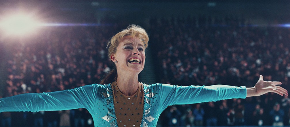 Margot Robbie como Tonya Harding em cena de 'Eu, Tonya' (Foto: Divulgação)