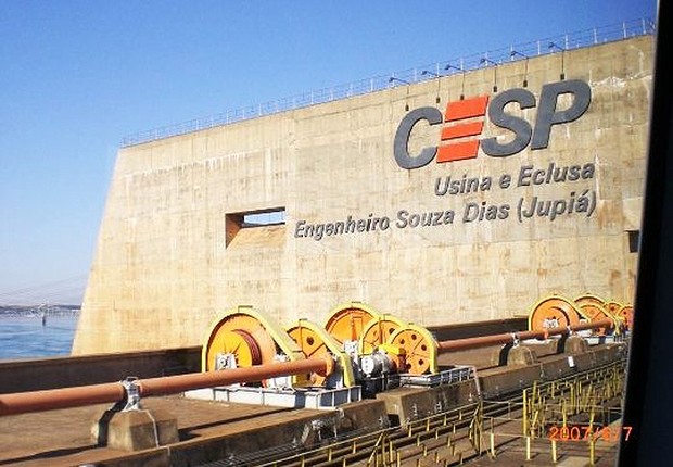 Usina hidrelétrica da CESP (Foto: Reprodução/YouTube)