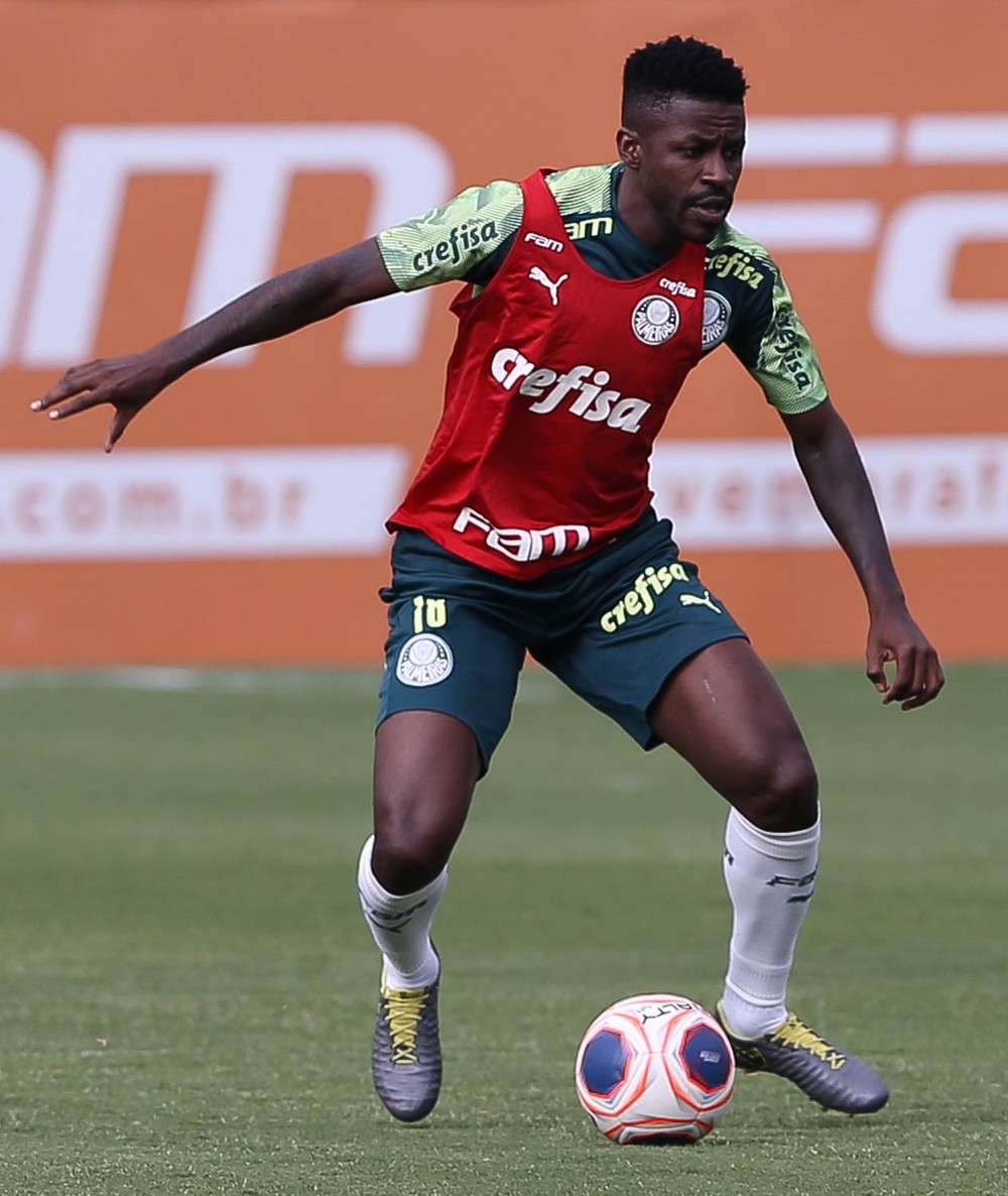 Palmeiras estreia com surpresas e seis nomes diferentes em relação ao primeiro jogo de 2019