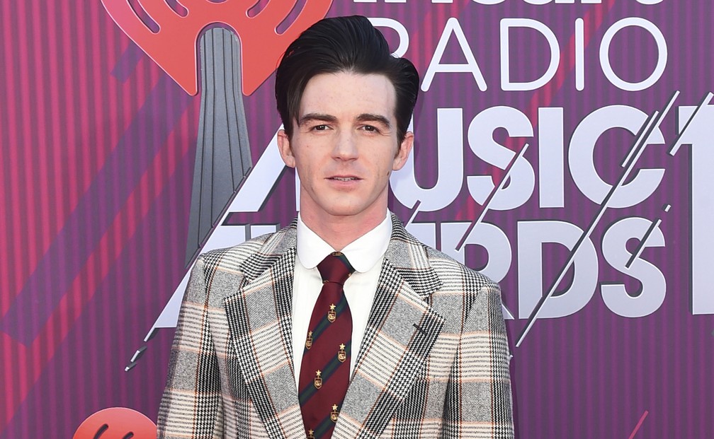 Drake Bell durante o tapete vermelho do iHeartRadio Music Awards, em 2019 &mdash; Foto: Jordan Strauss/Invision/AP/Arquivo
