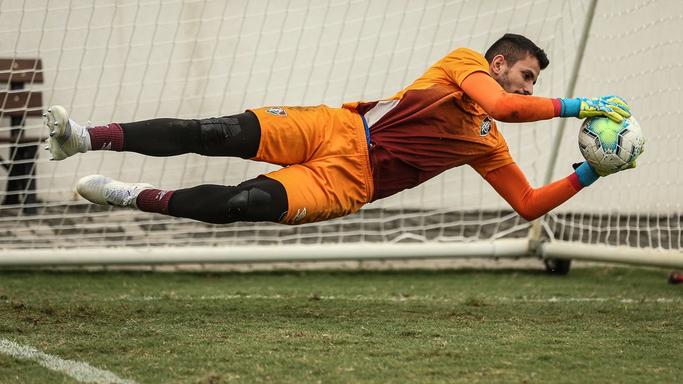 Com grandes atuações, Marcos Felipe barrou Muriel — Foto: Lucas Merçon / Fluminense FC