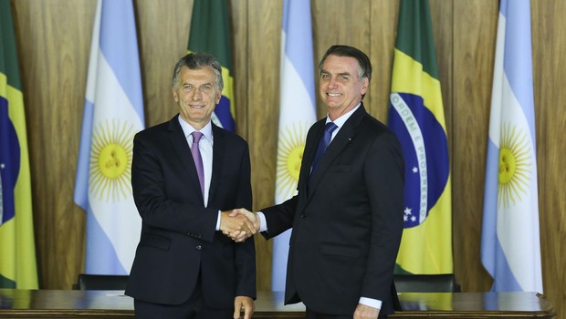 Maurício Macri, presidente da Argentina, e Jair Bolsonaro, presidente do Brasil, em encontro (Foto: José Cruz/Agência Brasil)