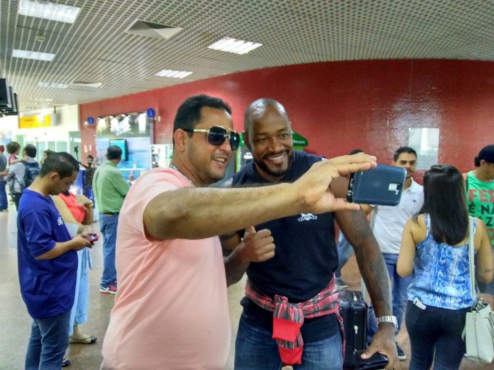 Fabão vai reencontrar os amigos na festa do Chulapa (Foto: Smack Neto/GloboEsporte.com)