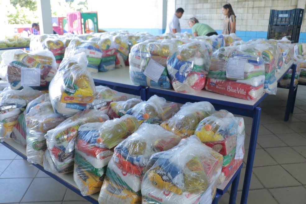 PM vai arrecadar alimentos para famílias carentes de Petrolina — Foto: Divulgação/Prefeitura de Peruíbe