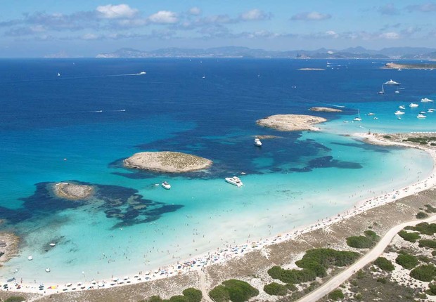 Praia de Formentera, na Espanha (Foto: Divulgação)