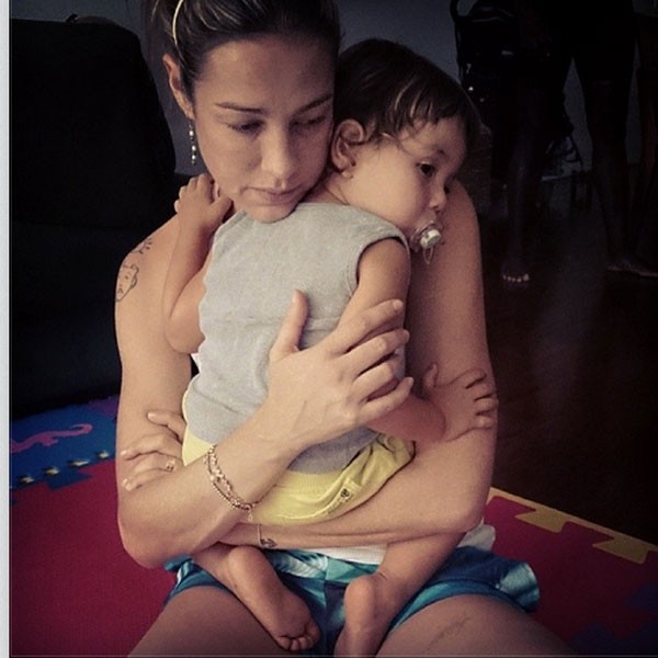 Luana cuida do filho Dom (Foto: Reprodução Instagram)