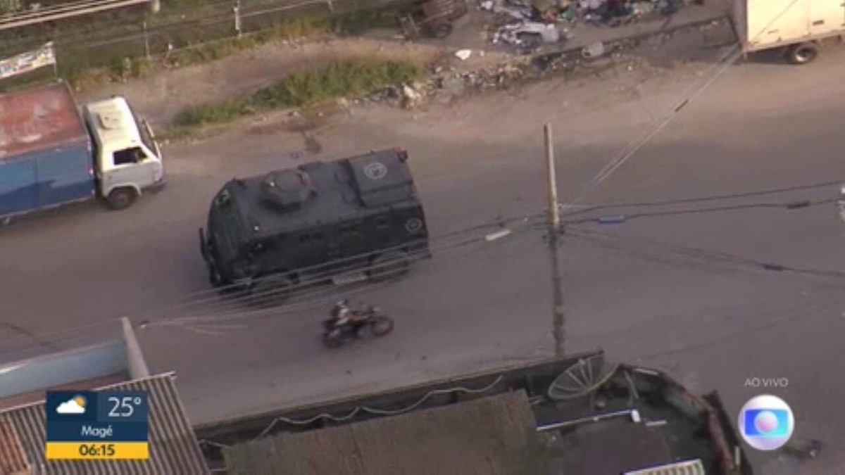 Operação da PM na Vila Aliança tem um suspeito baleado Rio de Janeiro