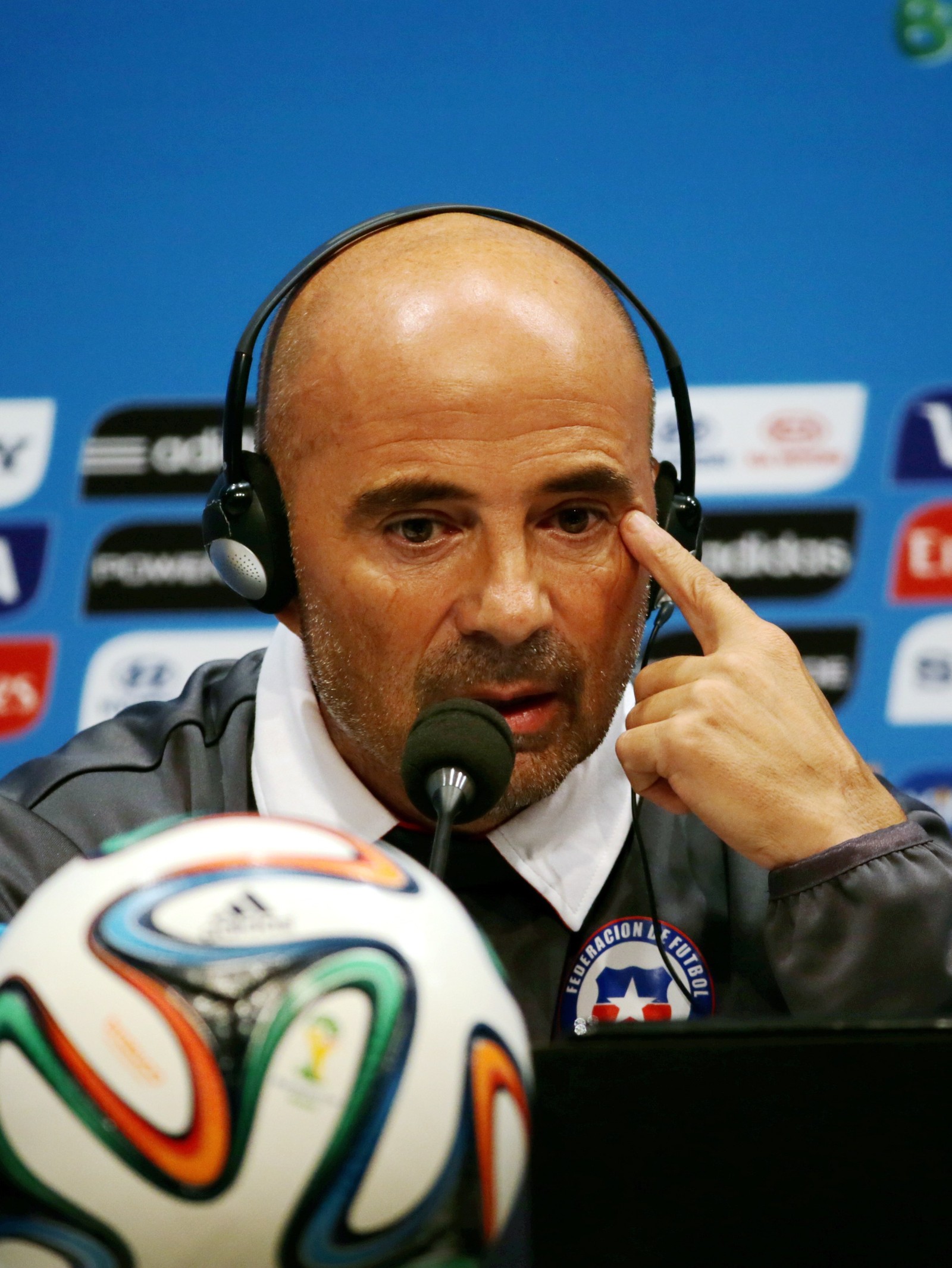 Jorge Sampaoli, técnico da seleção do Chile na Copa do Mundo de 2014, concedeu uma entrevista coletiva no estádio do Maracanã