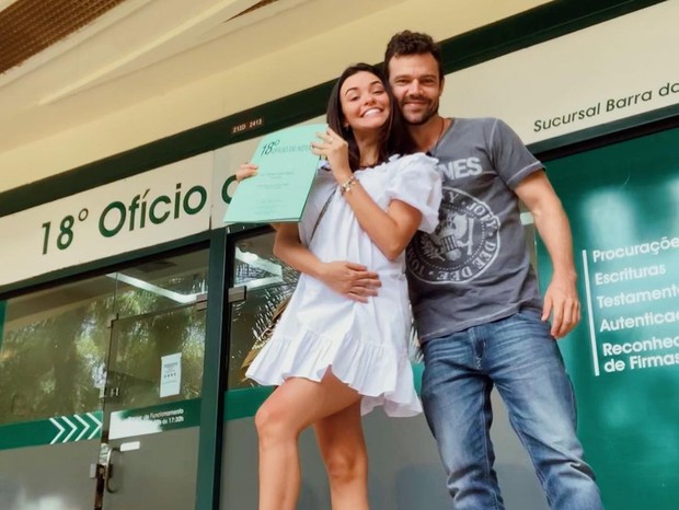 Talita Younan e João Gomez (Foto: Reprodução/Instagram)
