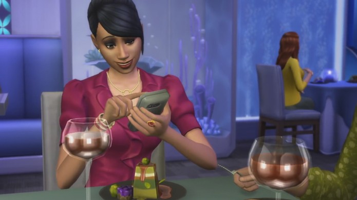 Até mesmo os Sims de The Sims 4 pegaram o hábito de tirar fotos da comida (Foto: Reprodução/YouTube)