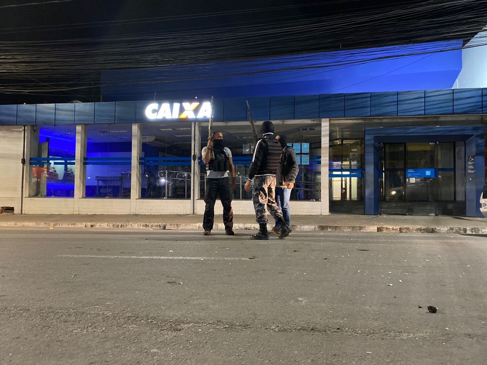 Forças de Segurança de Alagoas simulam assaltos a bancos em Arapiraca e Palmeira dos Índios — Foto: Ascom/SSP-AL