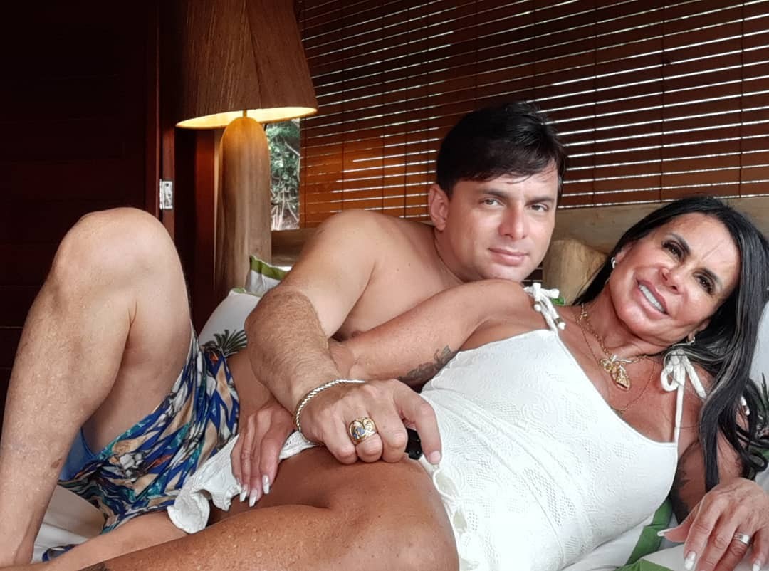 Gretchen e noivo, Esdras de Souza, curtem férias no Rio Grande do Norte (Foto: Reprodução/ Instagram)