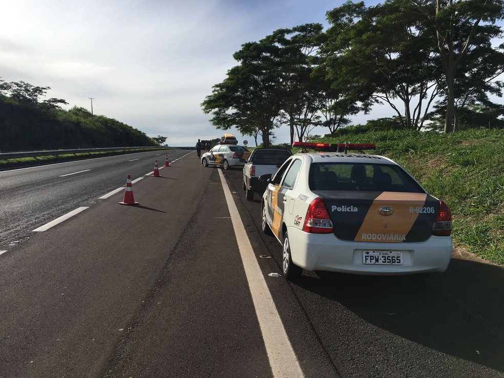 Rodovia Raposo Tavares (SP-270) não precisou ser interditada, em Álvares Machado (Foto: Valmir Custódio/G1)