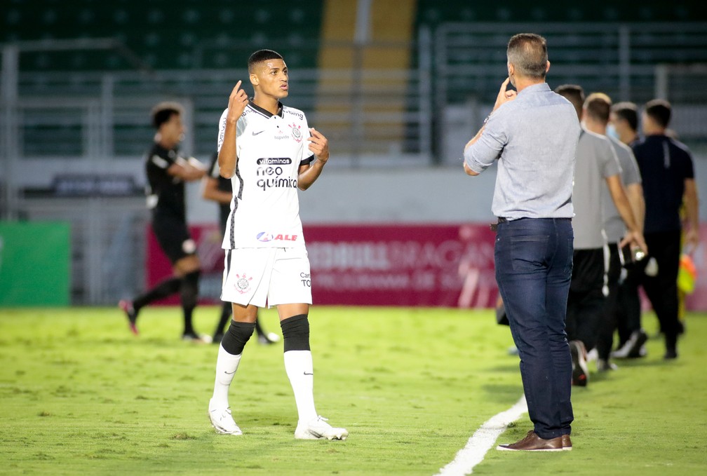 Criado no Corinthians, Rodrigo Varanda foi pai aos 14 e contou sonho no Caldeirão do Huck