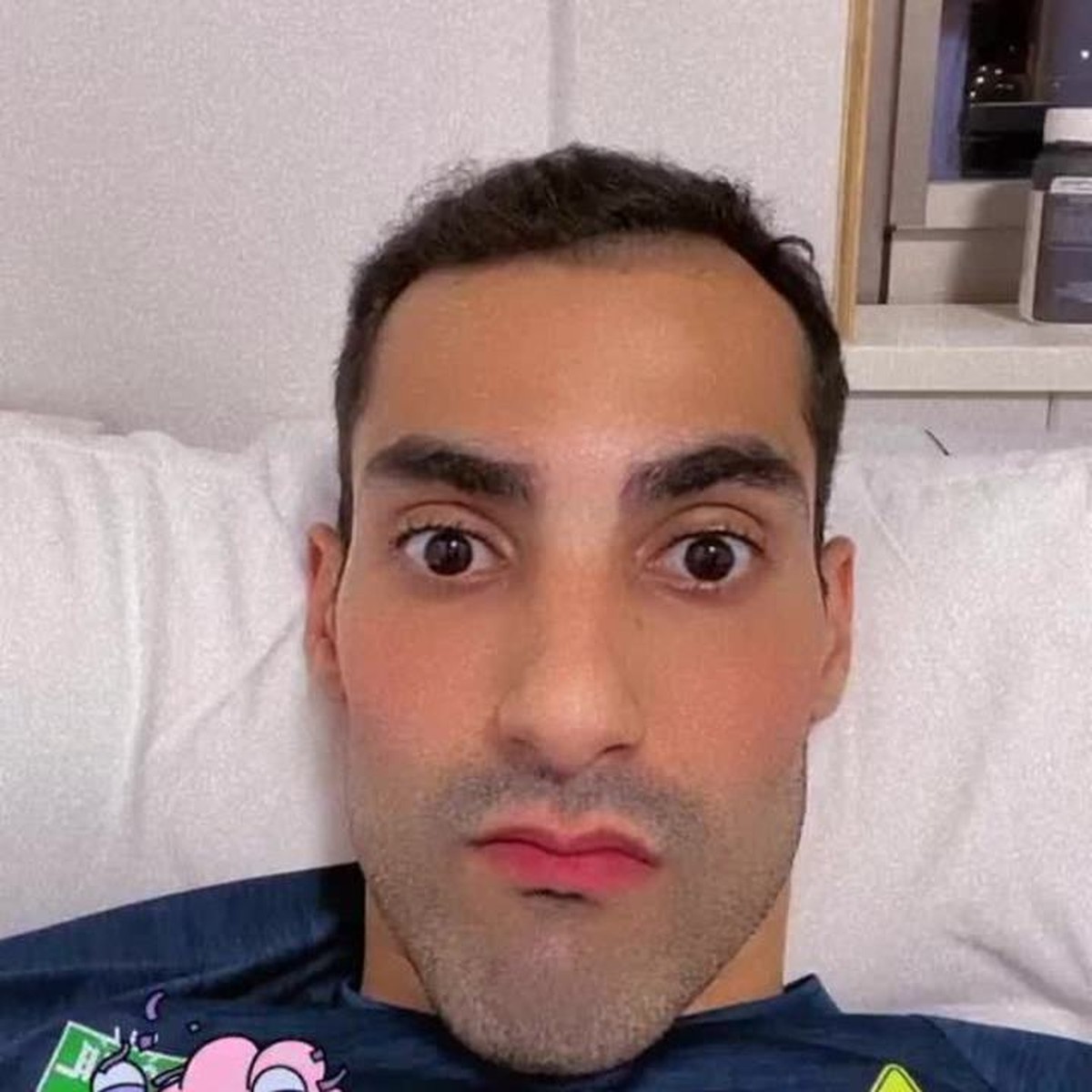 Douglas, do vôlei, chega a 2 milhões de seguidores na ...