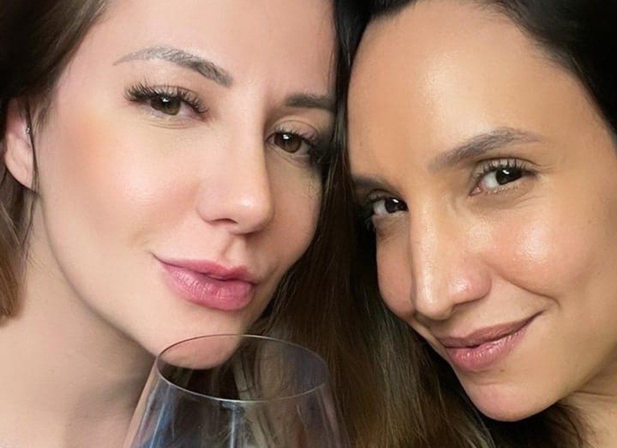 Maria Maya e Amanda Labrego estão juntas há um mês (Foto: Reprodução / Instagram)