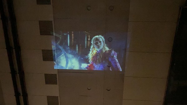 Morador Projeta Filme Em Predio E Garante Diversao De Vizinhos Durante Isolamento Em Vitoria Espirito Santo G1