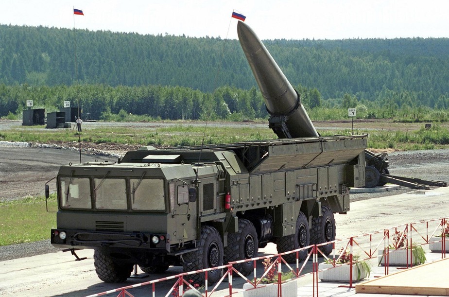 Rússia e Bielorrússia realizaram exercícios com armas táticas nucleares