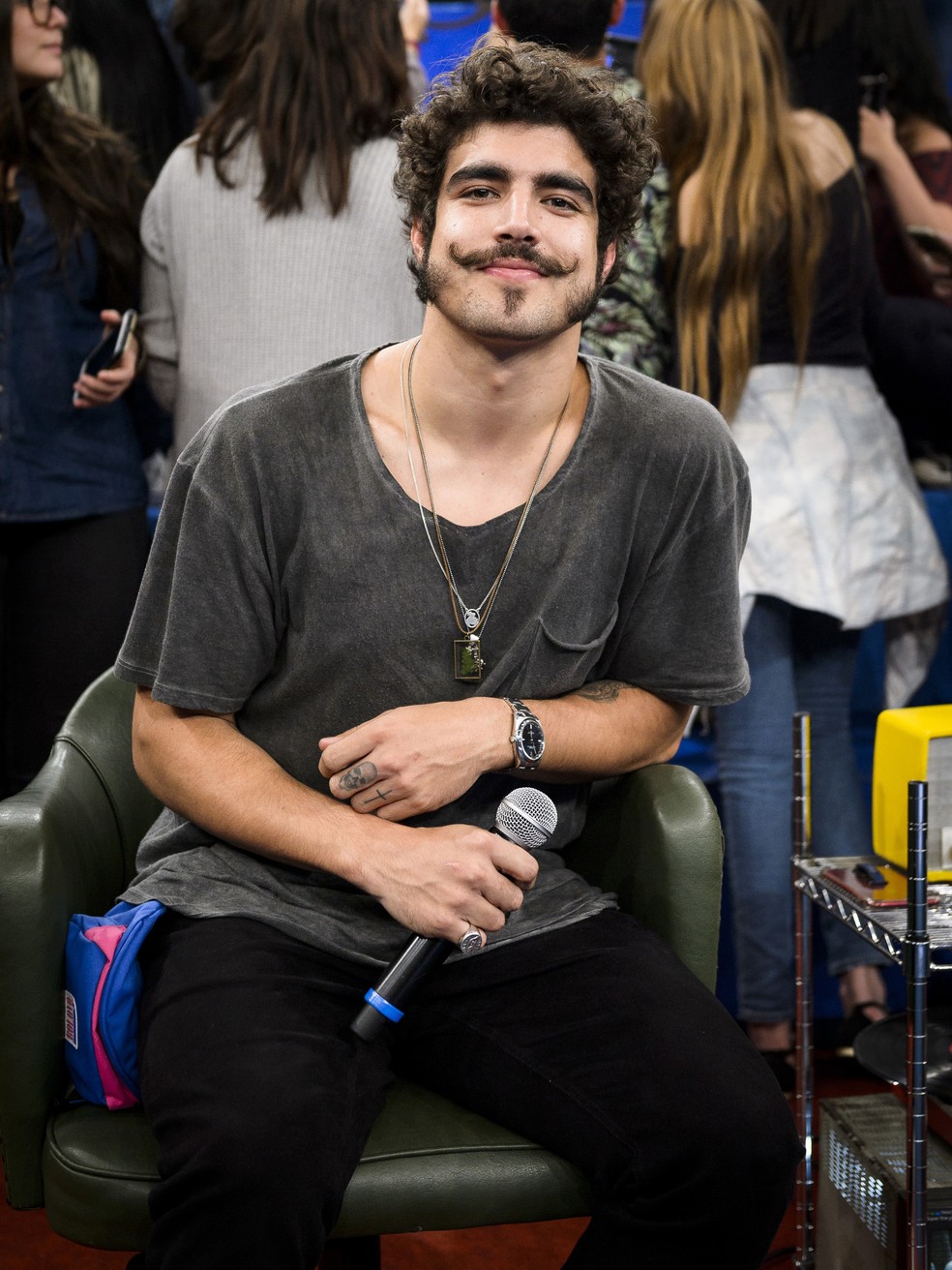 Caio Castro será o lutador Rock, em 'A Dona do Pedaço', um dos três filhos de Eusébio (Marco Nanini) e Dodô (Rosi Campos) — Foto: Ramón Vasconcellos/TVGlobo