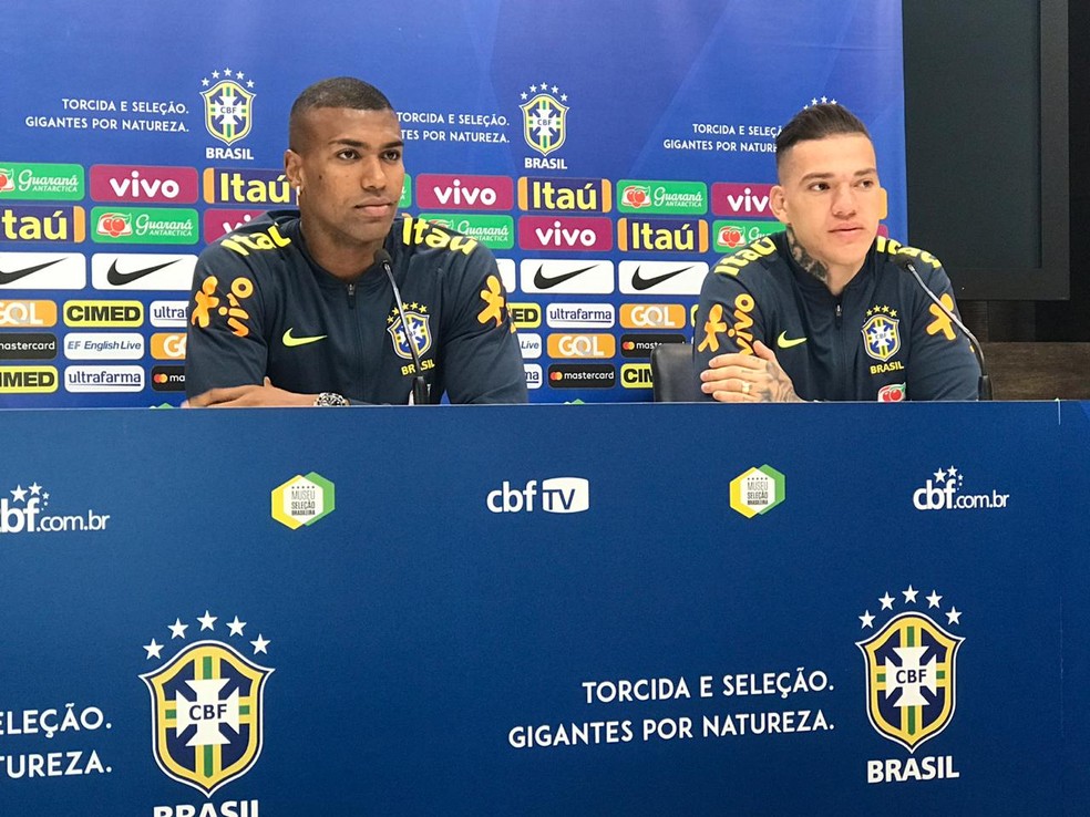 Ederson será titular diante da Arábia Saudita — Foto: Alexandre Lozetti