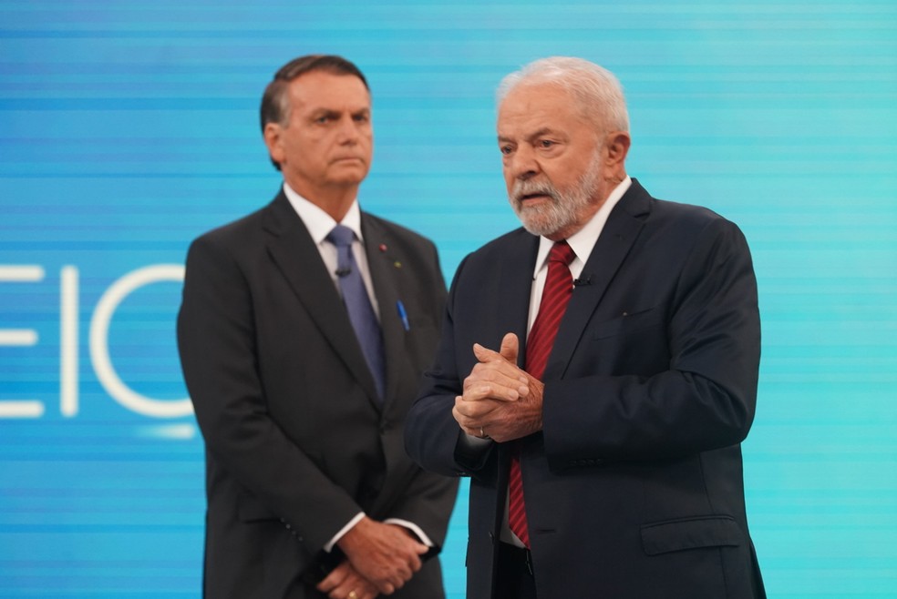 Bolsonaro e Lula no debate da Globo — Foto: Stephanie Rodrigues/g1