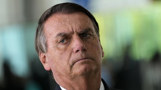 Defesa de Bolsonaro pede para TSE excluir de processo minuta encontrada na casa de Anderson Torres