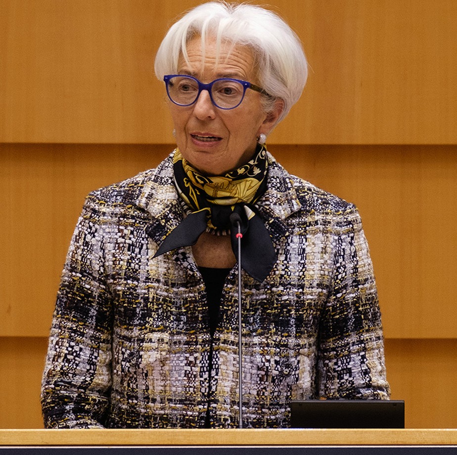 Lagarde defende união de políticas fiscal e monetária