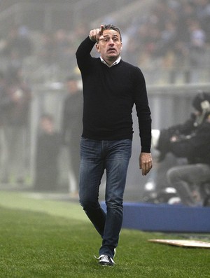 Culpar Paulo Bento pela situação do Cruzeiro é covardia, diz André Rizek