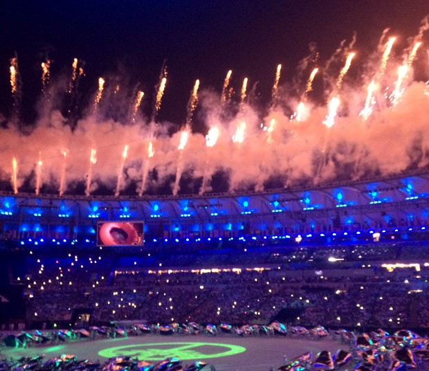 A cerimônia de abertura dos Jogos Olímpicos no Rio (Foto: Pedro Henrique França)